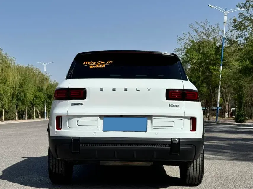 2026 Geely ICON 1.5T 181HP L4 7DCT,autocango,china used car exporter,china ev exporter,chinese used car exporter,chinese used ev exporter