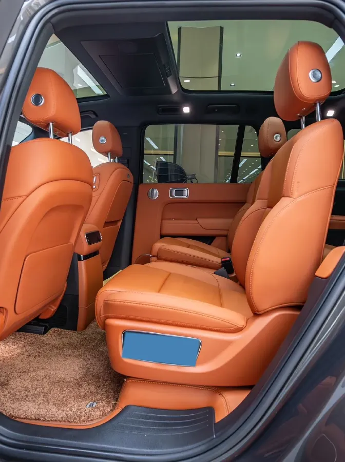 2024 Li L9 Range Extended 154HP REEV 52.3KWH,autocango,china used car exporter,china ev exporter,chinese used car exporter,chinese used ev exporter