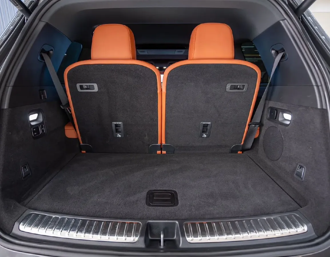 2024 Li L9 Range Extended 154HP REEV 52.3KWH,autocango,china used car exporter,china ev exporter,chinese used car exporter,chinese used ev exporter