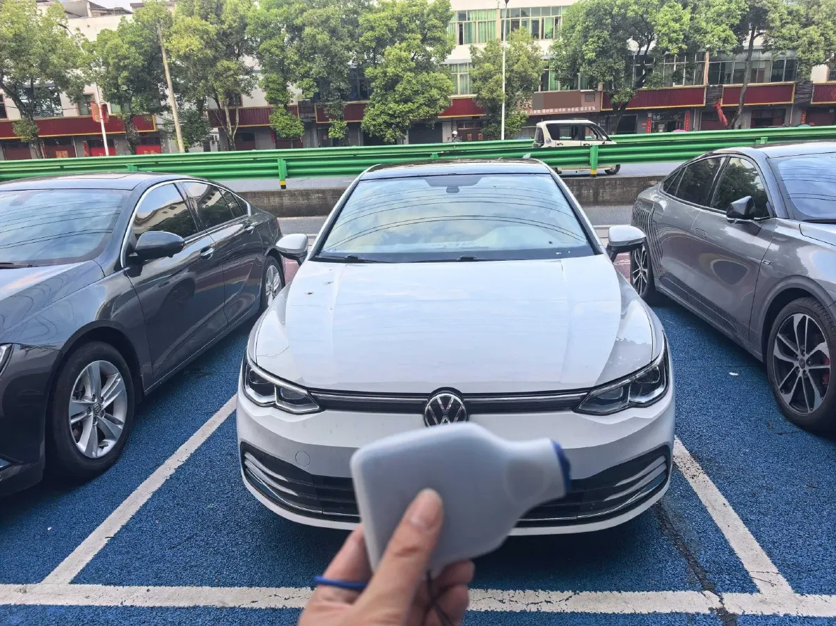 2021 Volkswagen Golf 1.4T 150HP L4 7DCT,autocango,china used car exporter,china ev exporter,chinese used car exporter,chinese used ev exporter