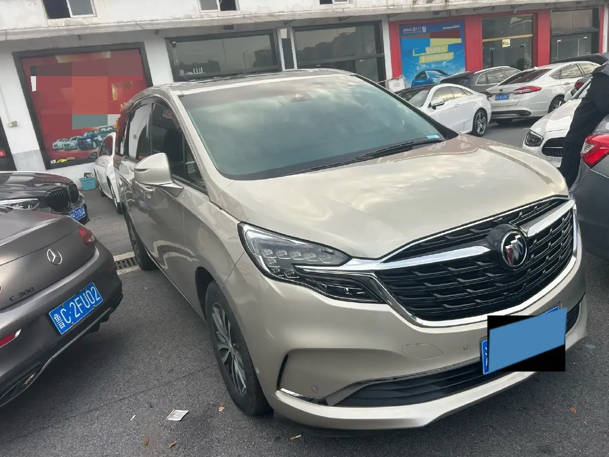 2022 Buick GL8 2.0T 237HP L4 9AT,autocango,china used car exporter,china ev exporter,chinese used car exporter,chinese used ev exporter