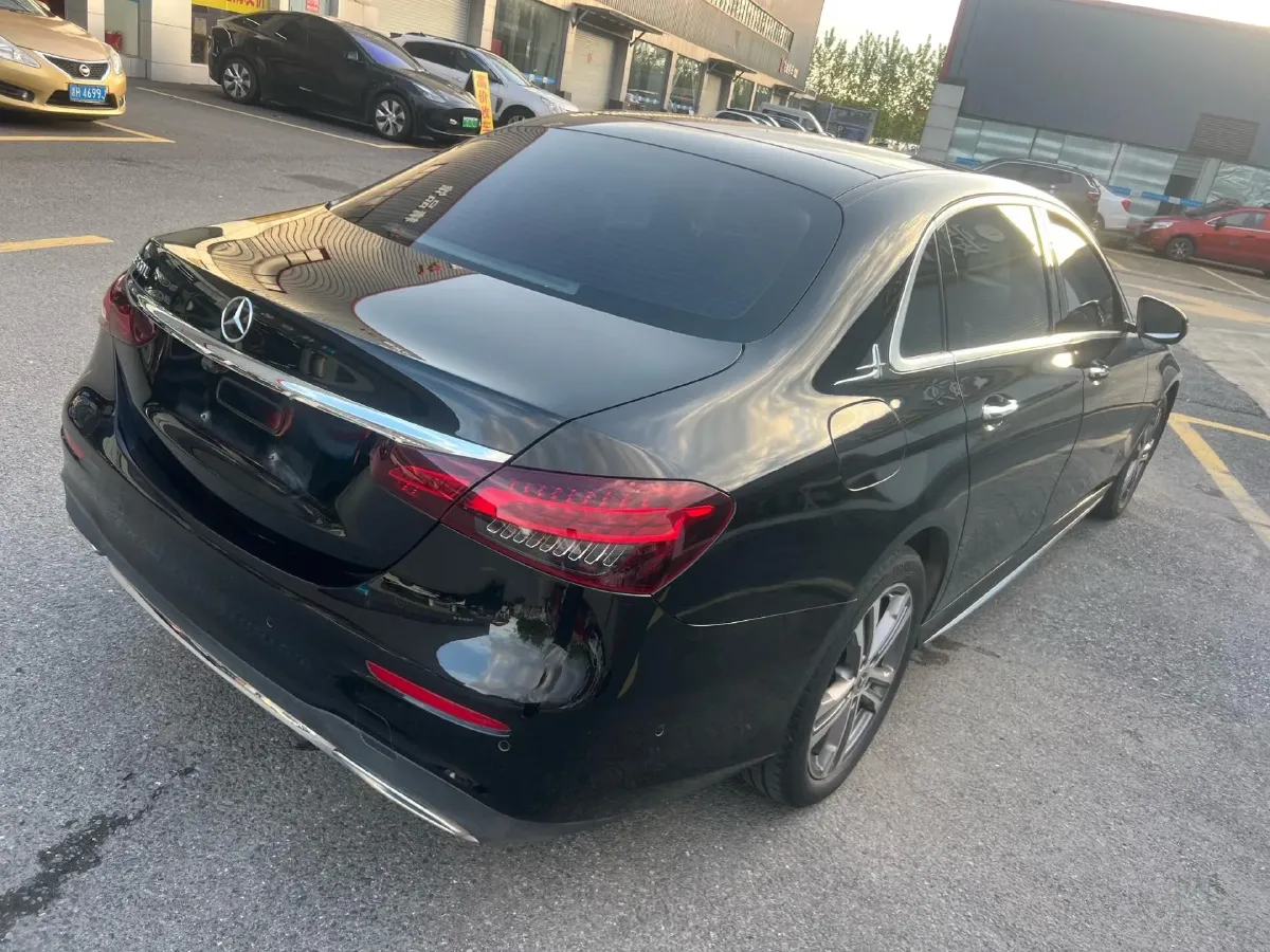 2021 Mercedes-Benz E Class 2.0T 197HP L4 9AT,autocango,china used car exporter,china ev exporter,chinese used car exporter,chinese used ev exporter