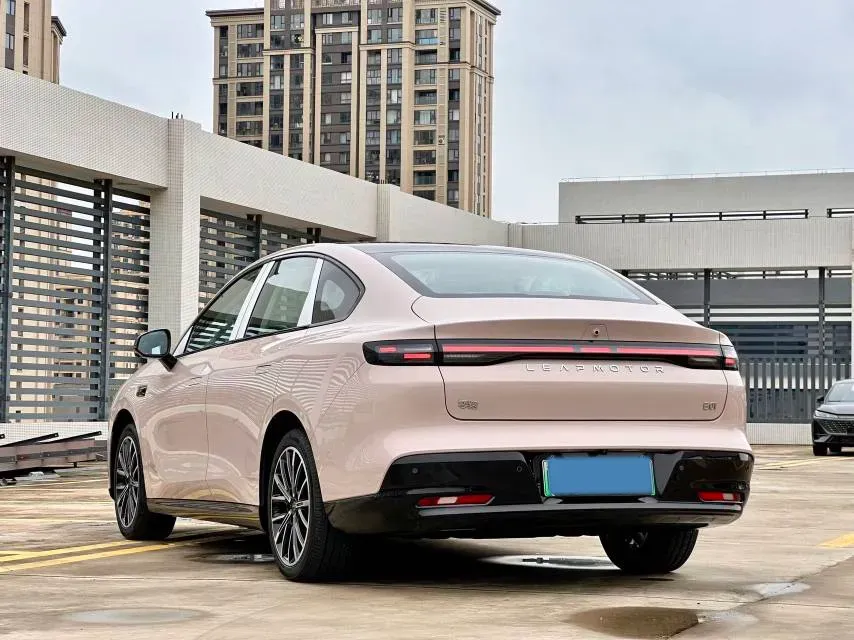 2025 Leapmotor B01 BEV,autocango,china used car exporter,china ev exporter,chinese used car exporter,chinese used ev exporter