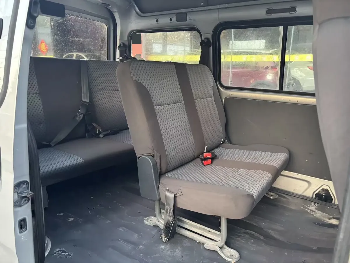 2020 WuLing ZhiGuang 1.2L 76HP L4 5MT,autocango,china used car exporter,china ev exporter,chinese used car exporter,chinese used ev exporter