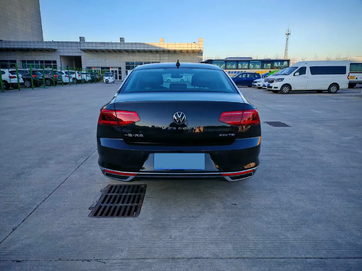 2020 Volkswagen Magotan 2.0T 186HP L4 7DCT,autocango,china used car exporter,china ev exporter,chinese used car exporter,chinese used ev exporter