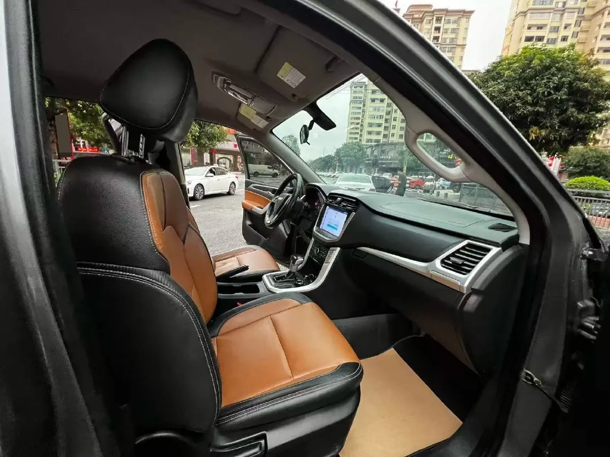 2022 MAXUS T70 2.0T 163HP L4 6AT,autocango,china used car exporter,china ev exporter,chinese used car exporter,chinese used ev exporter