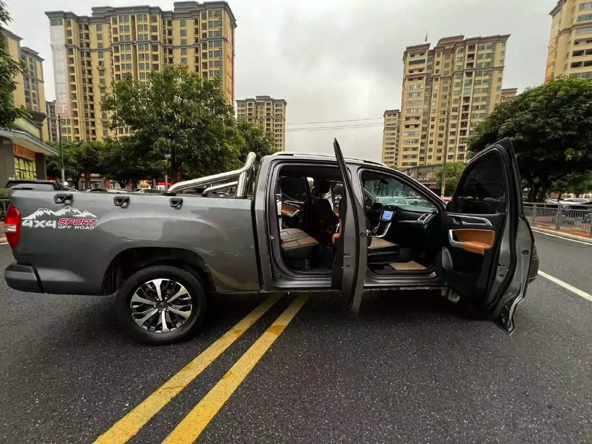 2022 MAXUS T70 2.0T 163HP L4 6AT,autocango,china used car exporter,china ev exporter,chinese used car exporter,chinese used ev exporter