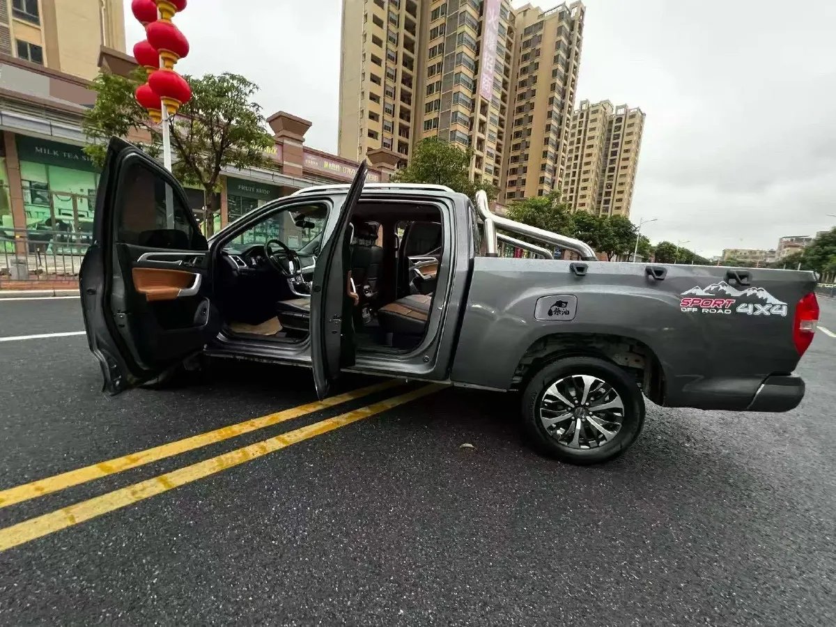 2022 MAXUS T70 2.0T 163HP L4 6AT,autocango,china used car exporter,china ev exporter,chinese used car exporter,chinese used ev exporter