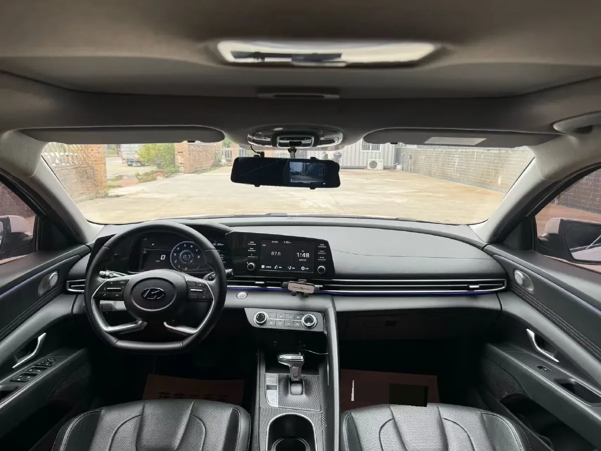 2022 Hyundai Elantra 1.5L 115HP L4 CVT,autocango,china used car exporter,china ev exporter,chinese used car exporter,chinese used ev exporter