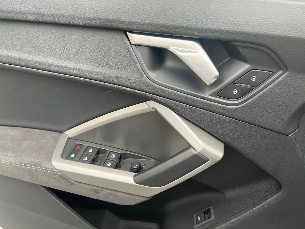 2023 Audi Q3 1.4T 150HP L4 7DCT,autocango,china used car exporter,china ev exporter,chinese used car exporter,chinese used ev exporter