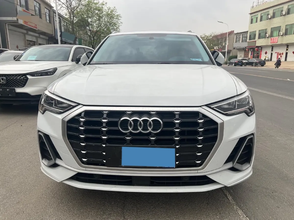 2023 Audi Q3 1.4T 150HP L4 7DCT,autocango,china used car exporter,china ev exporter,chinese used car exporter,chinese used ev exporter