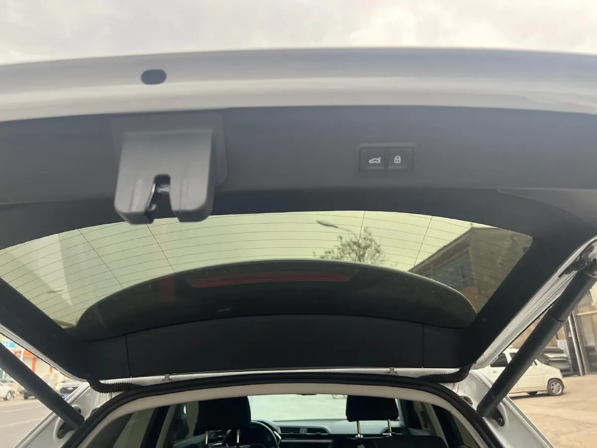 2023 Audi Q3 1.4T 150HP L4 7DCT,autocango,china used car exporter,china ev exporter,chinese used car exporter,chinese used ev exporter