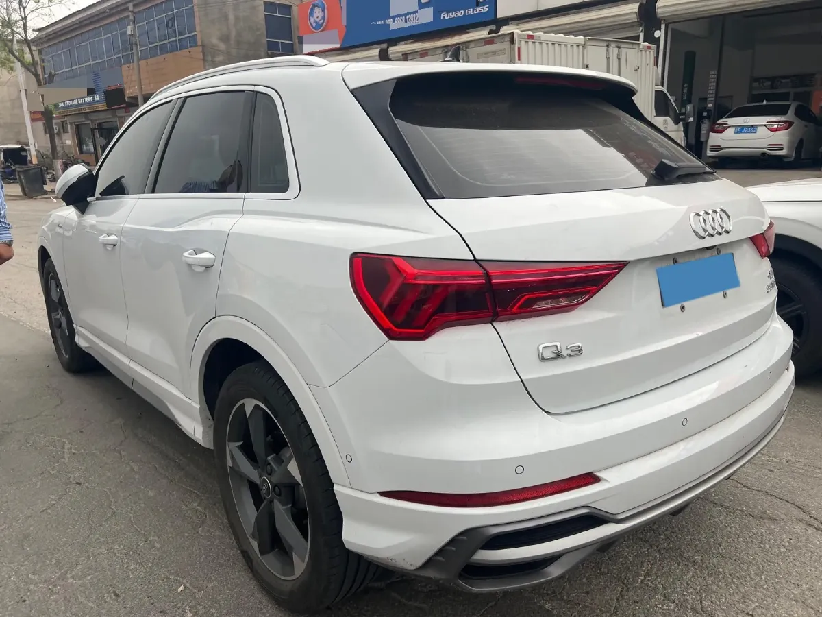 2023 Audi Q3 1.4T 150HP L4 7DCT,autocango,china used car exporter,china ev exporter,chinese used car exporter,chinese used ev exporter