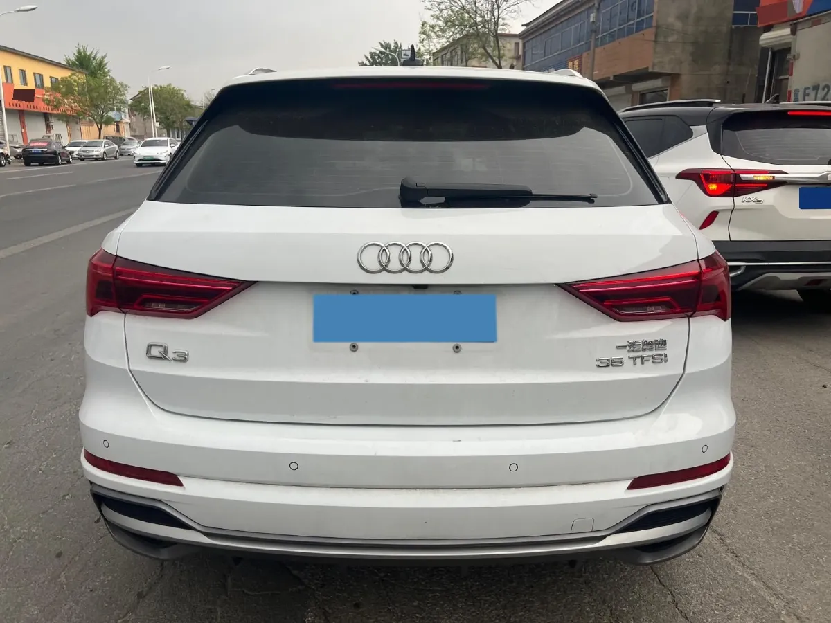 2023 Audi Q3 1.4T 150HP L4 7DCT,autocango,china used car exporter,china ev exporter,chinese used car exporter,chinese used ev exporter