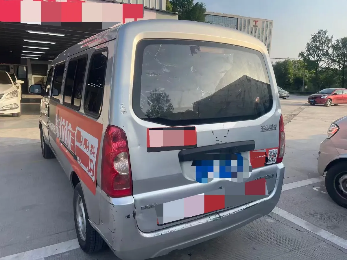 2021 WuLing RongGuang 1.5L 99HP L4 5MT,autocango,china used car exporter,china ev exporter,chinese used car exporter,chinese used ev exporter