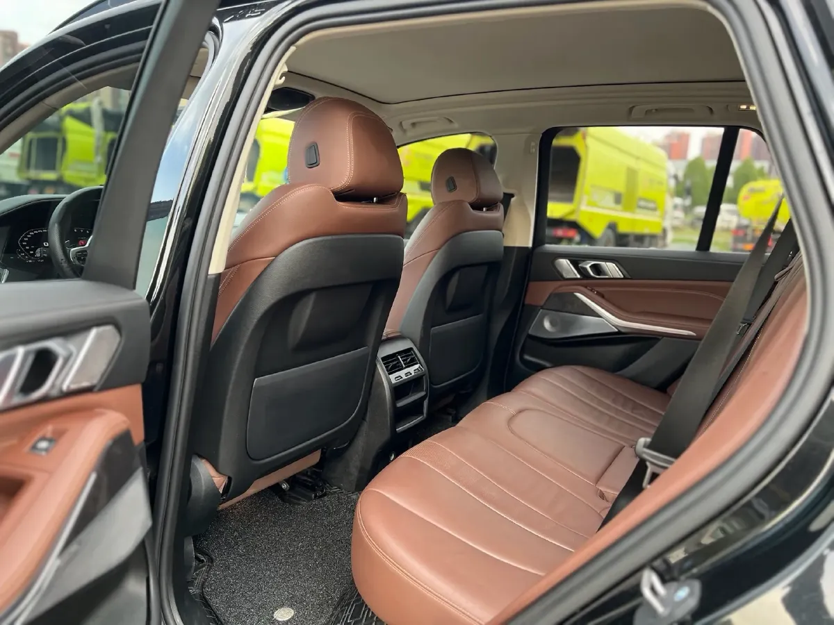 2022 BMW X5 3.0T 340HP L6 8AT,autocango,china used car exporter,china ev exporter,chinese used car exporter,chinese used ev exporter
