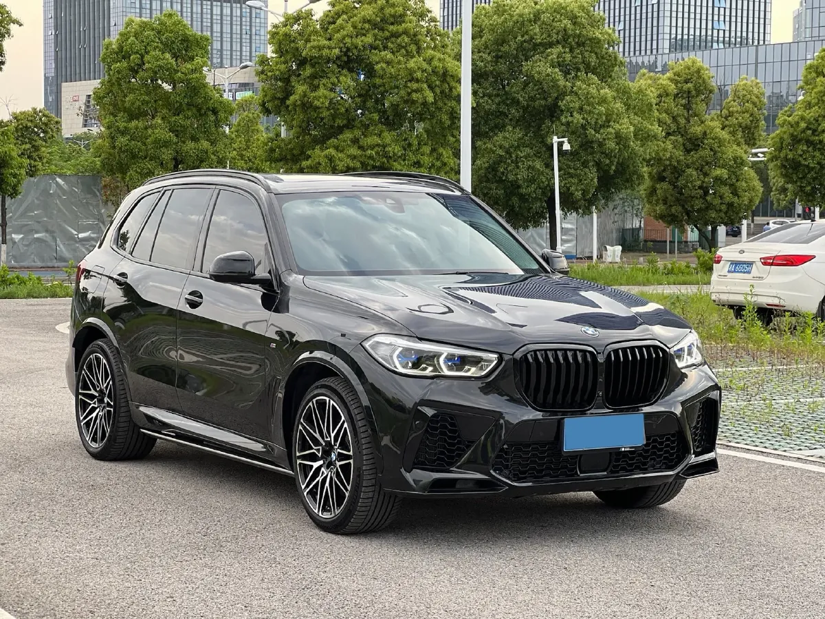 2022 BMW X5 3.0T 340HP L6 8AT,autocango,china used car exporter,china ev exporter,chinese used car exporter,chinese used ev exporter