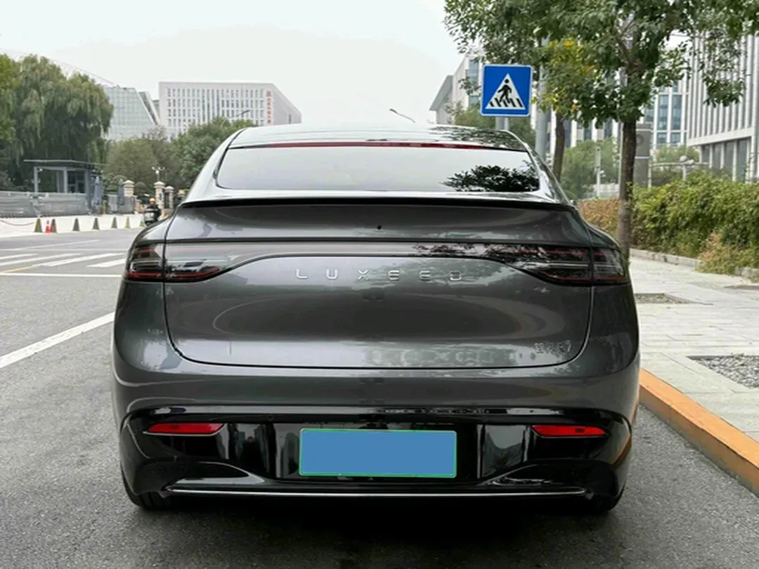 2025 Luxeed R7 REEV 156HP REEV 37KWH,autocango,china used car exporter,china ev exporter,chinese used car exporter,chinese used ev exporter