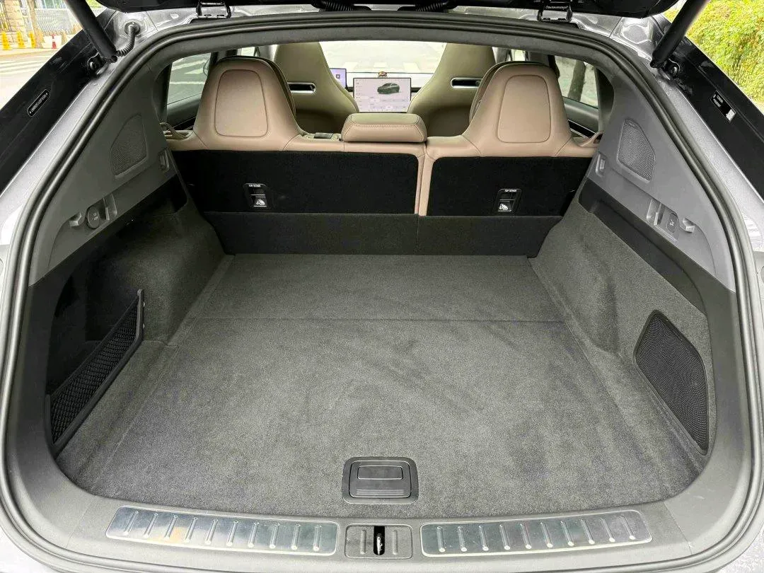 2025 Luxeed R7 REEV 156HP REEV 37KWH,autocango,china used car exporter,china ev exporter,chinese used car exporter,chinese used ev exporter