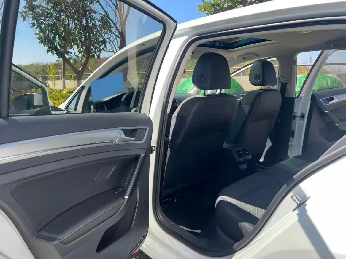 2019 Volkswagen Golf 1.4T 150HP L4 7DCT,autocango,china used car exporter,china ev exporter,chinese used car exporter,chinese used ev exporter