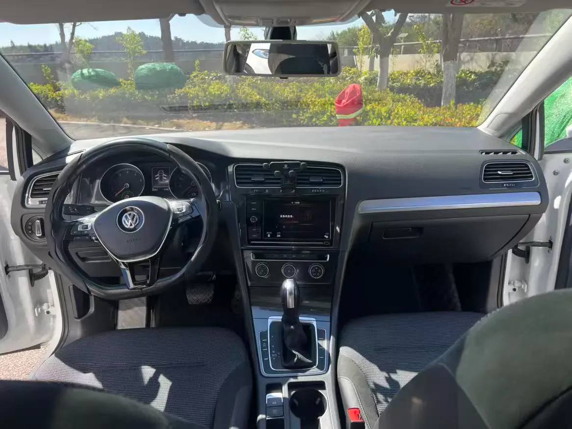 2019 Volkswagen Golf 1.4T 150HP L4 7DCT,autocango,china used car exporter,china ev exporter,chinese used car exporter,chinese used ev exporter