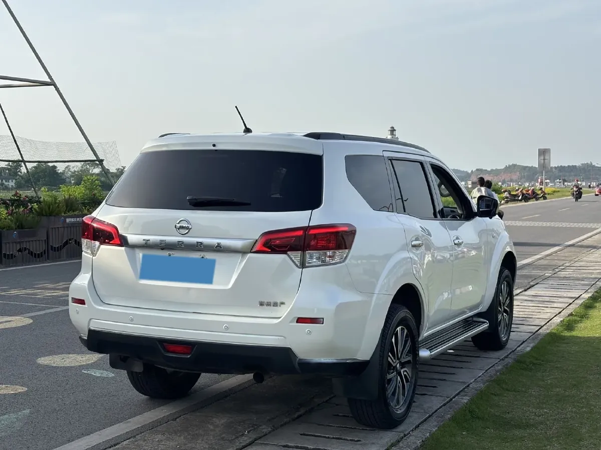 2020 Nissan Terra 2.5L 193HP L4 7AT,autocango,china used car exporter,china ev exporter,chinese used car exporter,chinese used ev exporter