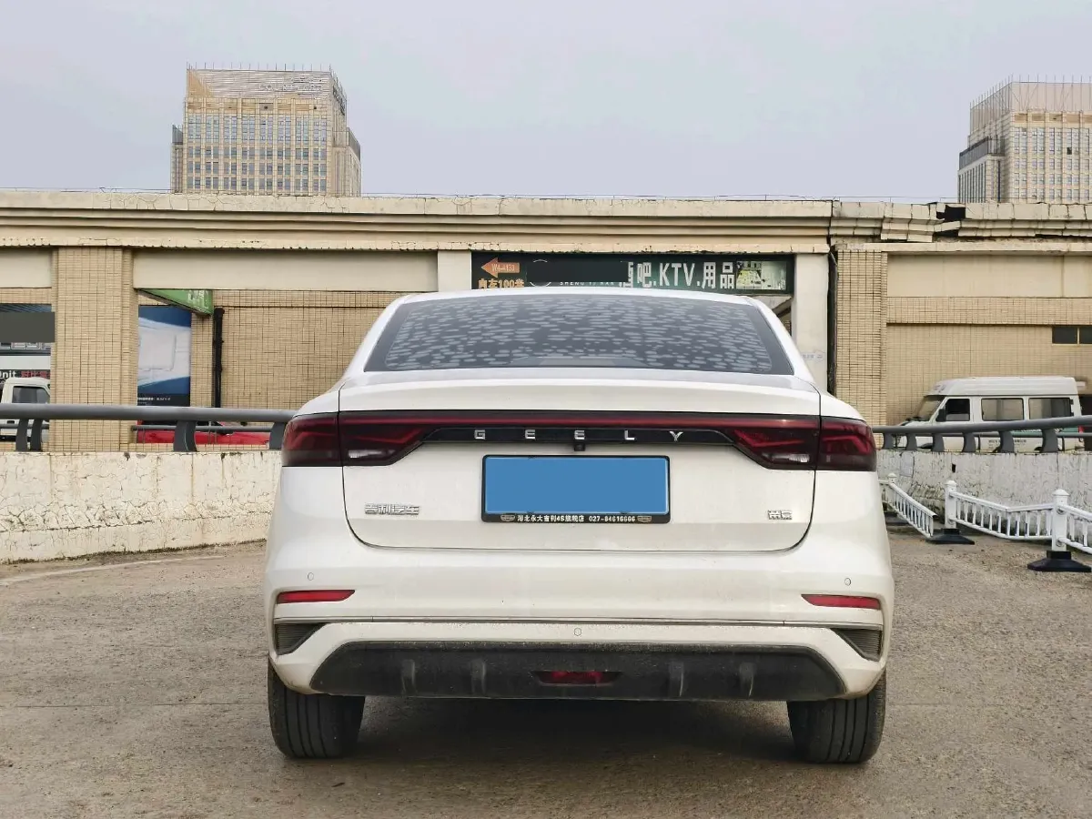 2022 Geely Emgrand 1.5L 114HP L4 CVT,autocango,china used car exporter,china ev exporter,chinese used car exporter,chinese used ev exporter