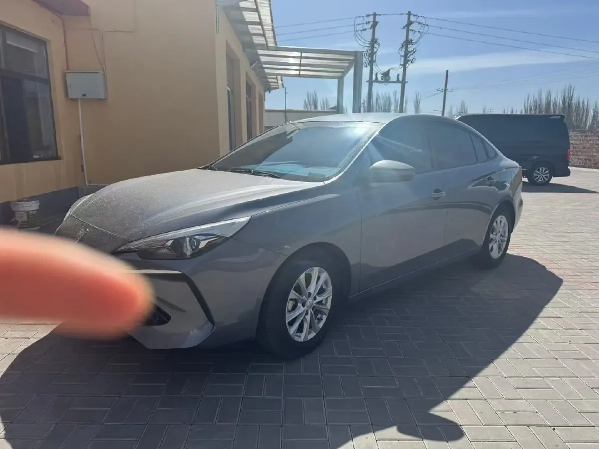 2023 Roewe i5 1.5L 129HP L4 5MT,autocango,china used car exporter,china ev exporter,chinese used car exporter,chinese used ev exporter