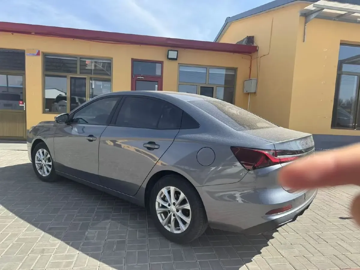 2023 Roewe i5 1.5L 129HP L4 5MT,autocango,china used car exporter,china ev exporter,chinese used car exporter,chinese used ev exporter
