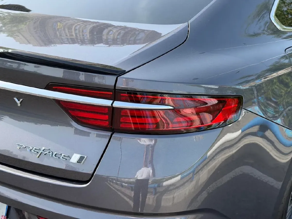 2025 Geely Preface 2.0T 238HP L4 8AT,autocango,china used car exporter,china ev exporter,chinese used car exporter,chinese used ev exporter