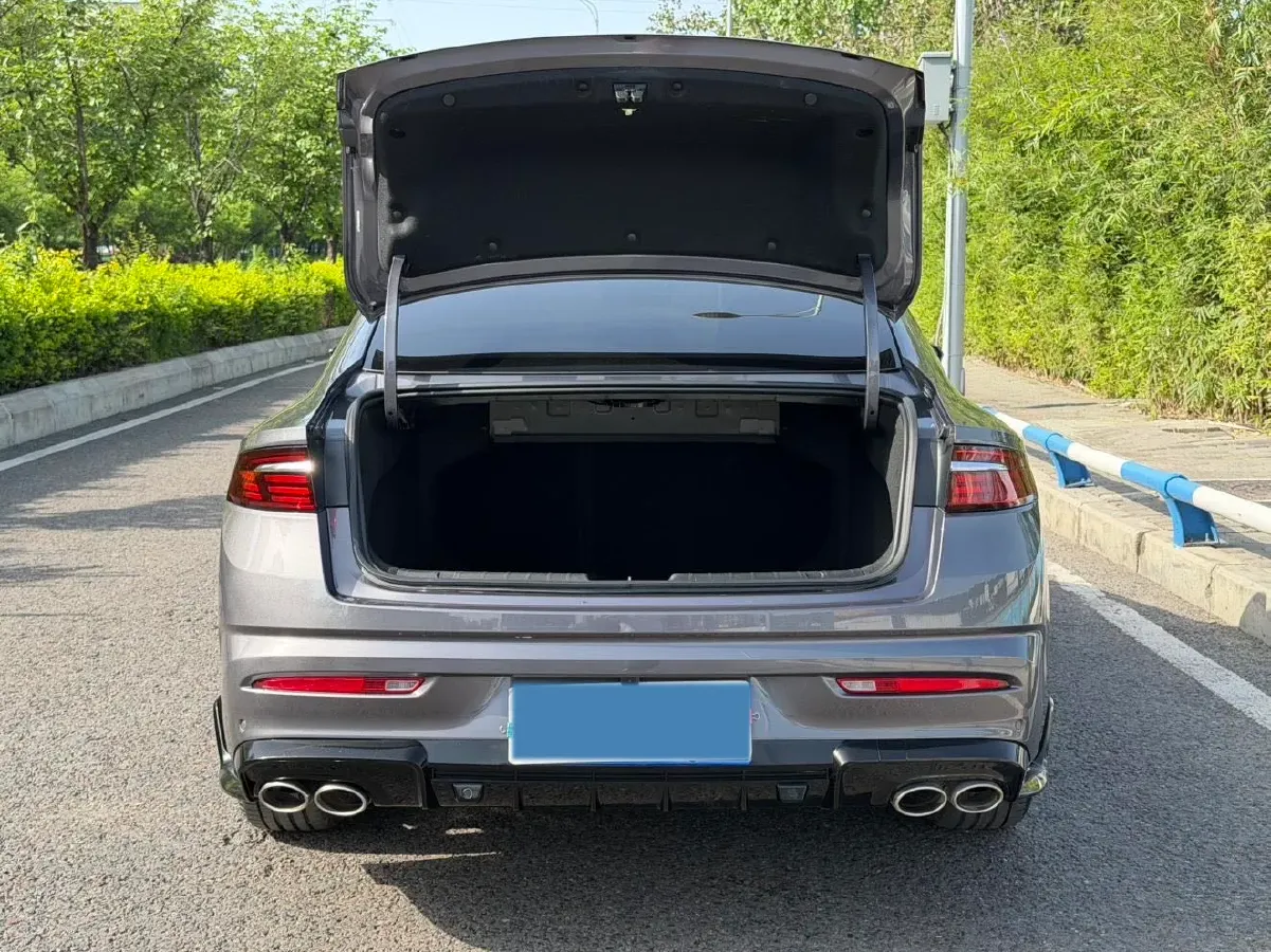 2025 Geely Preface 2.0T 238HP L4 8AT,autocango,china used car exporter,china ev exporter,chinese used car exporter,chinese used ev exporter