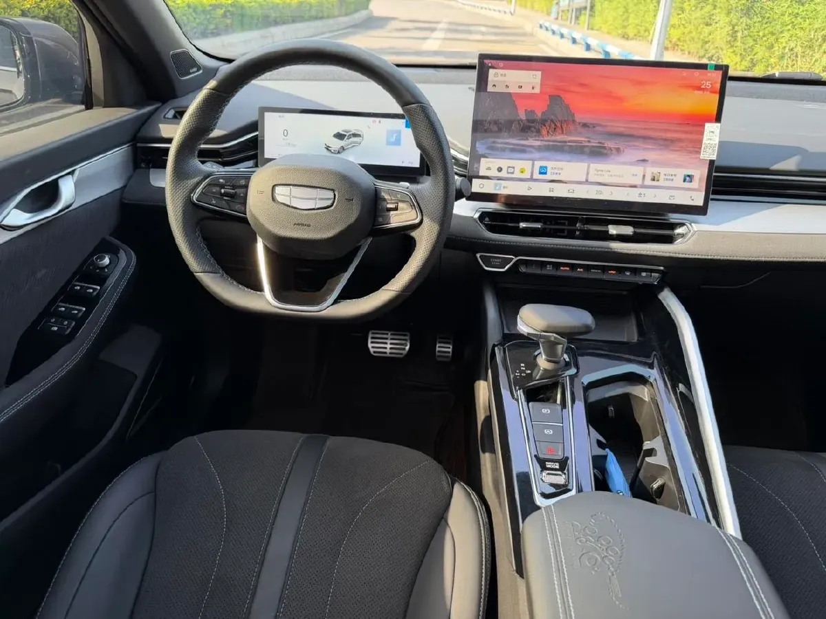 2025 Geely Preface 2.0T 238HP L4 8AT,autocango,china used car exporter,china ev exporter,chinese used car exporter,chinese used ev exporter