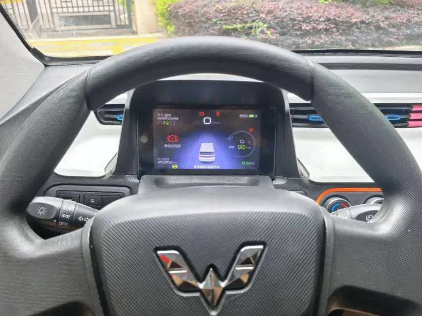 2021 WuLing HongGuang MINI EV BEV 13.8KWH,autocango,china used car exporter,china ev exporter,chinese used car exporter,chinese used ev exporter