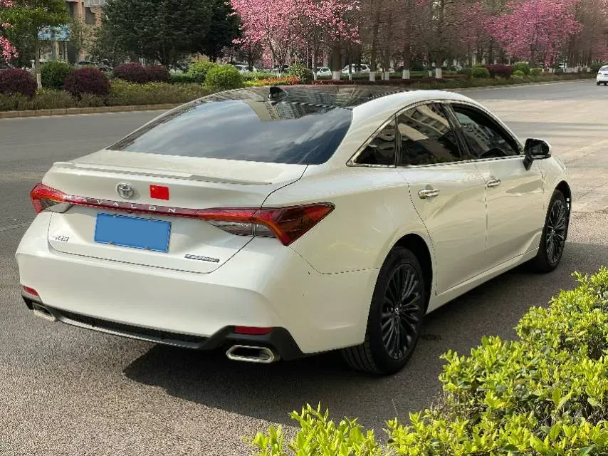 2019 Toyota Avalon 2.5L 209HP L4 8AT,autocango,china used car exporter,china ev exporter,chinese used car exporter,chinese used ev exporter