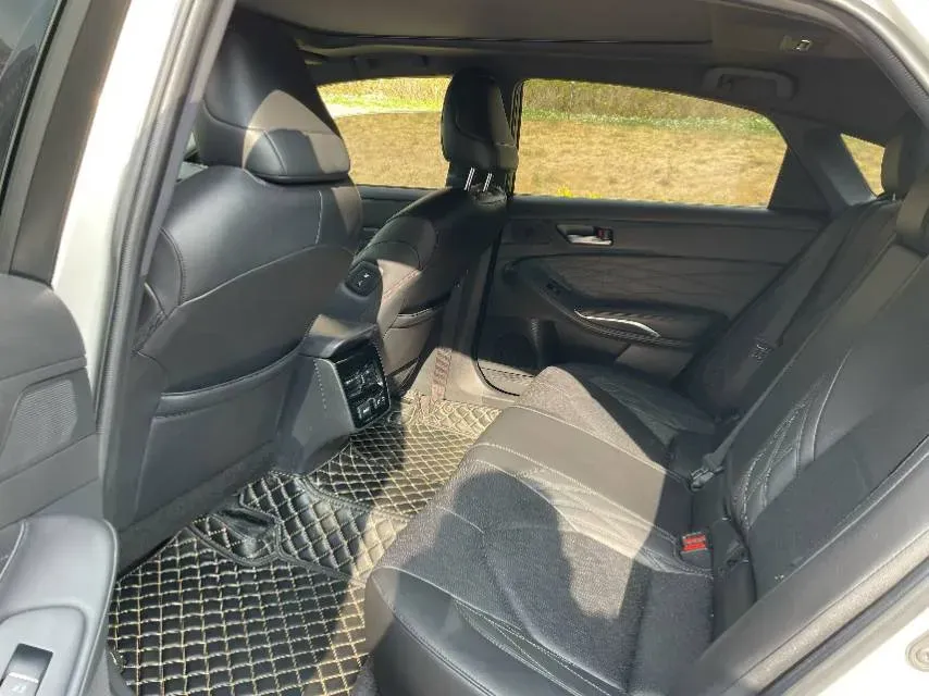 2019 Toyota Avalon 2.5L 209HP L4 8AT,autocango,china used car exporter,china ev exporter,chinese used car exporter,chinese used ev exporter