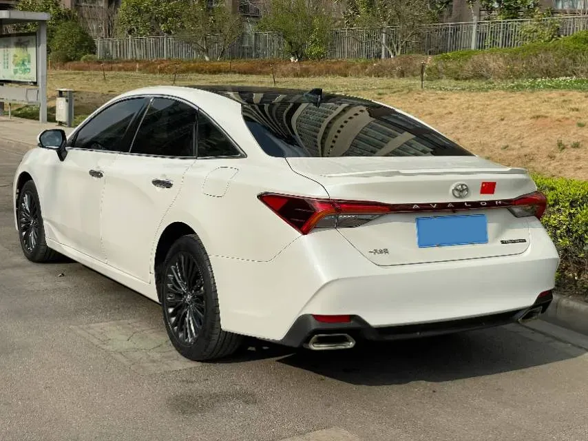 2019 Toyota Avalon 2.5L 209HP L4 8AT,autocango,china used car exporter,china ev exporter,chinese used car exporter,chinese used ev exporter