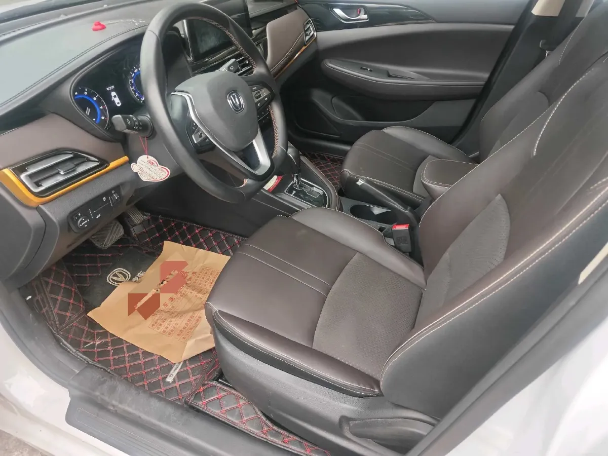 2021 ChangAn Eado DT 1.6L 125HP L4 4AT,autocango,china used car exporter,china ev exporter,chinese used car exporter,chinese used ev exporter