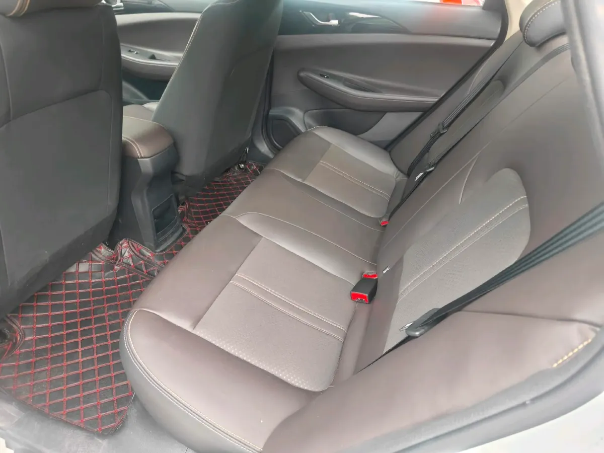 2021 ChangAn Eado DT 1.6L 125HP L4 4AT,autocango,china used car exporter,china ev exporter,chinese used car exporter,chinese used ev exporter