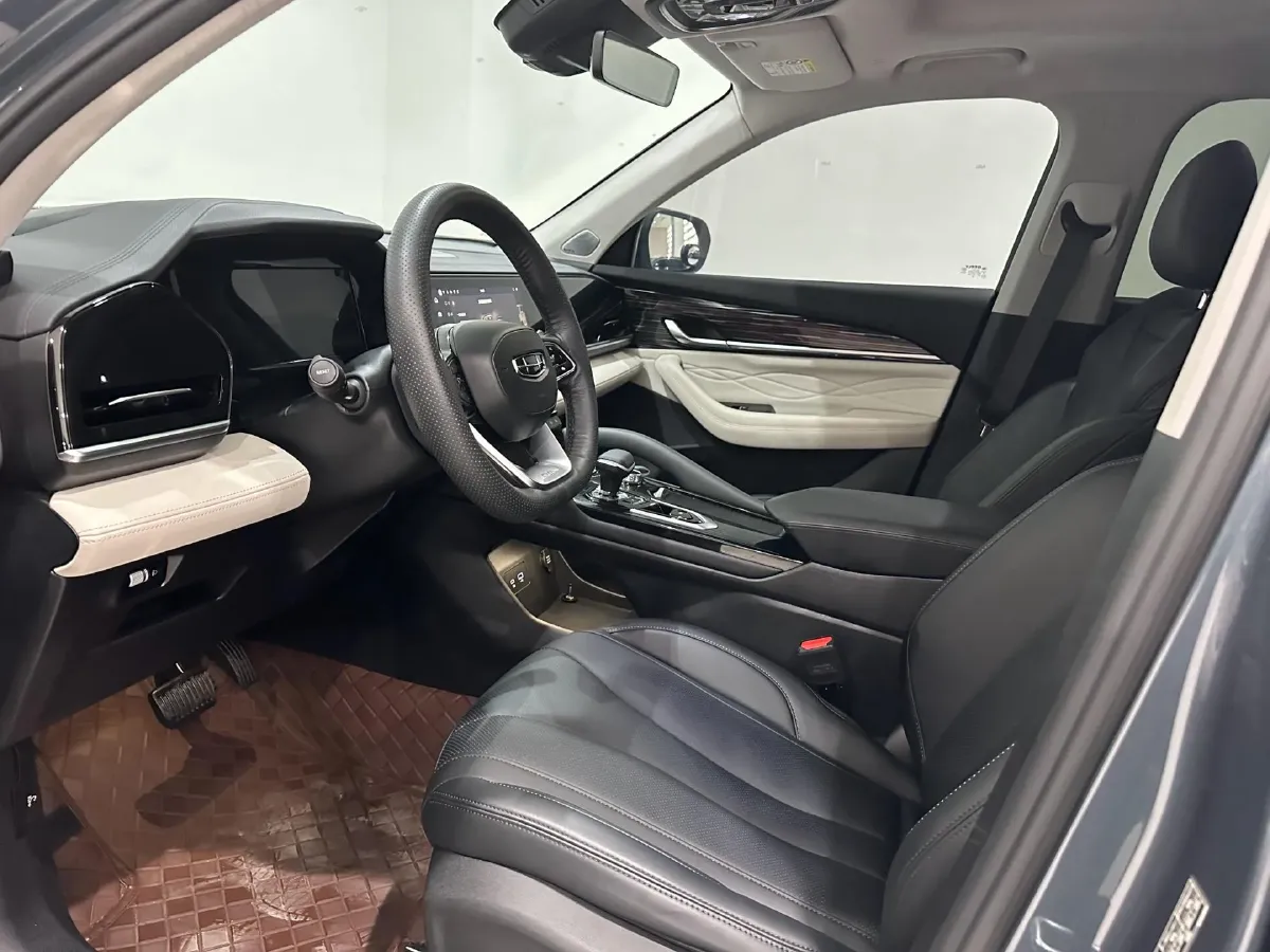 2021 Geely Monjaro 2.0T 218HP L4 7DCT,autocango,china used car exporter,china ev exporter,chinese used car exporter,chinese used ev exporter