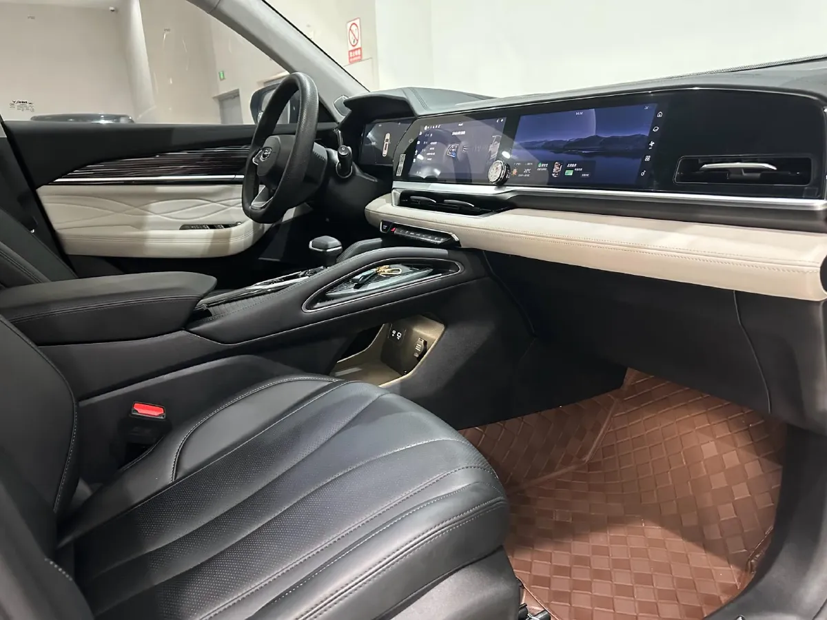 2021 Geely Monjaro 2.0T 218HP L4 7DCT,autocango,china used car exporter,china ev exporter,chinese used car exporter,chinese used ev exporter