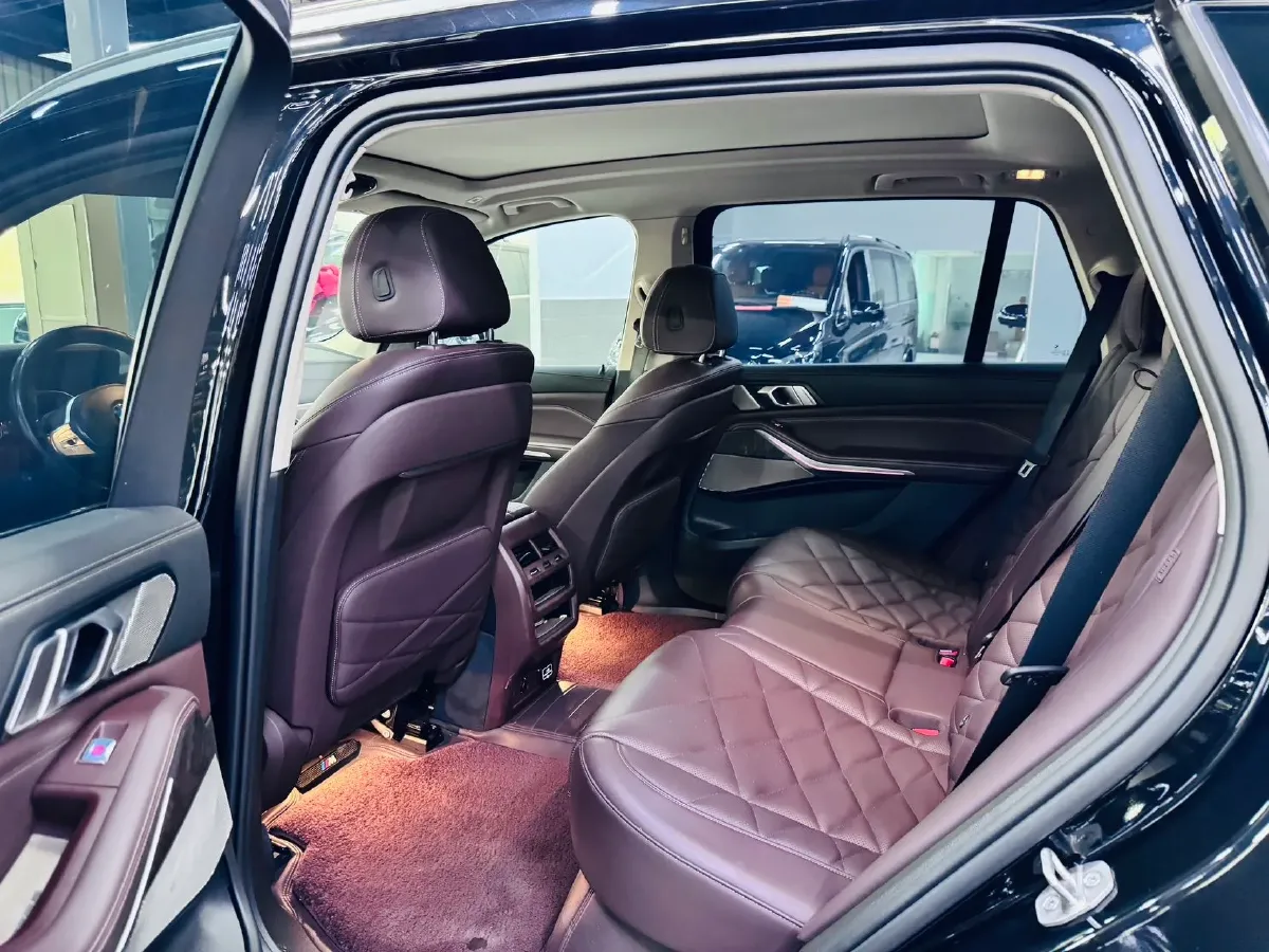 2022 BMW X5 2.0T 245HP L4 8AT,autocango,china used car exporter,china ev exporter,chinese used car exporter,chinese used ev exporter