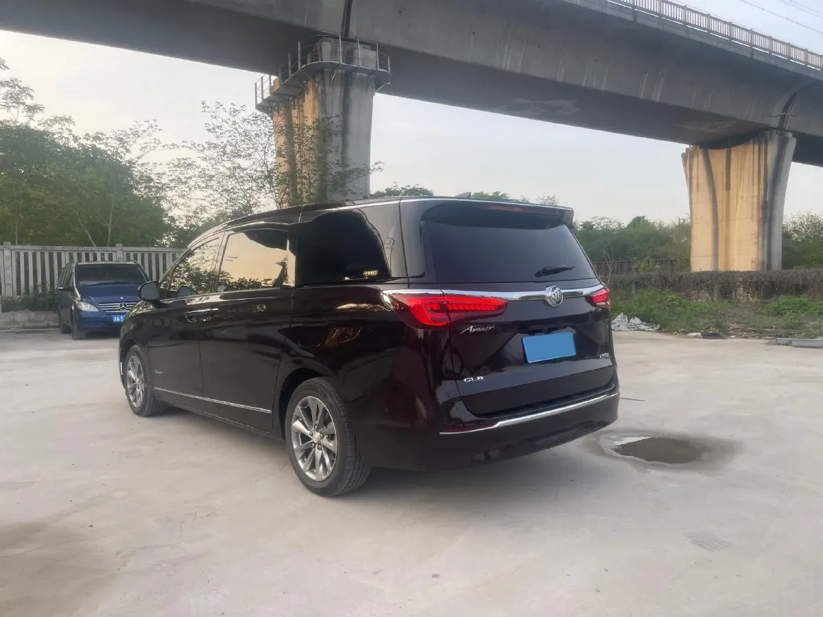 2021 Buick GL8 2.0T 237HP L4 9AT,autocango,china used car exporter,china ev exporter,chinese used car exporter,chinese used ev exporter