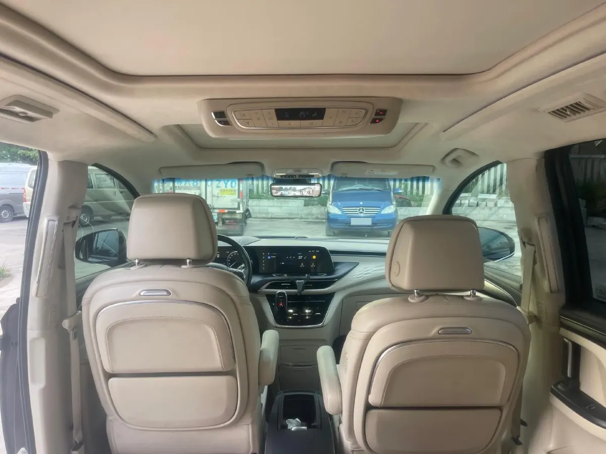 2021 Buick GL8 2.0T 237HP L4 9AT,autocango,china used car exporter,china ev exporter,chinese used car exporter,chinese used ev exporter