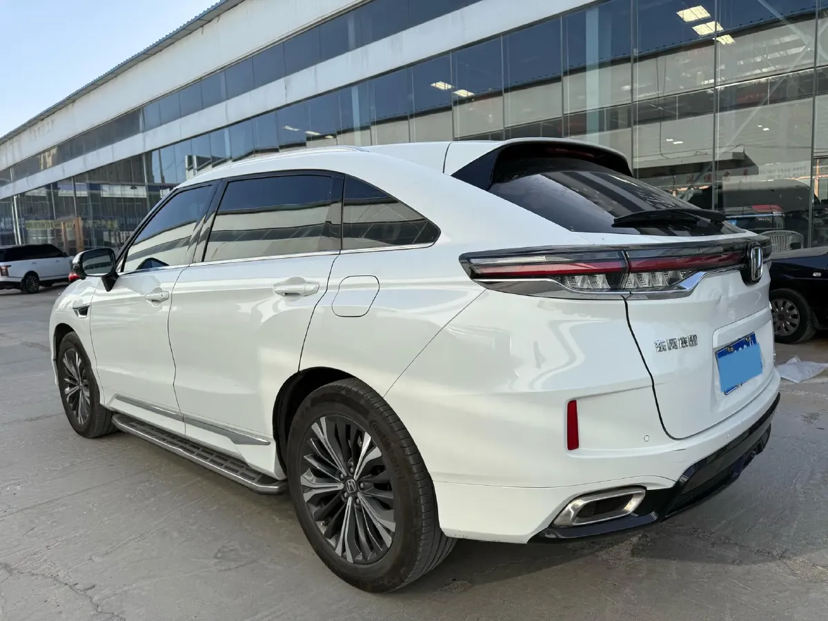 2020 Honda UR-V 2.0T 272HP L4 9AT,autocango,china used car exporter,china ev exporter,chinese used car exporter,chinese used ev exporter