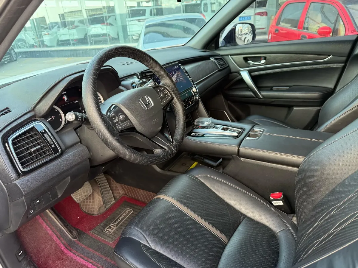 2020 Honda UR-V 2.0T 272HP L4 9AT,autocango,china used car exporter,china ev exporter,chinese used car exporter,chinese used ev exporter