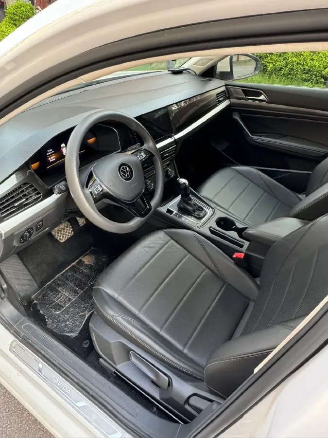 2021 Volkswagen Lavida 1.5L 113HP L4 6AT,autocango,china used car exporter,china ev exporter,chinese used car exporter,chinese used ev exporter