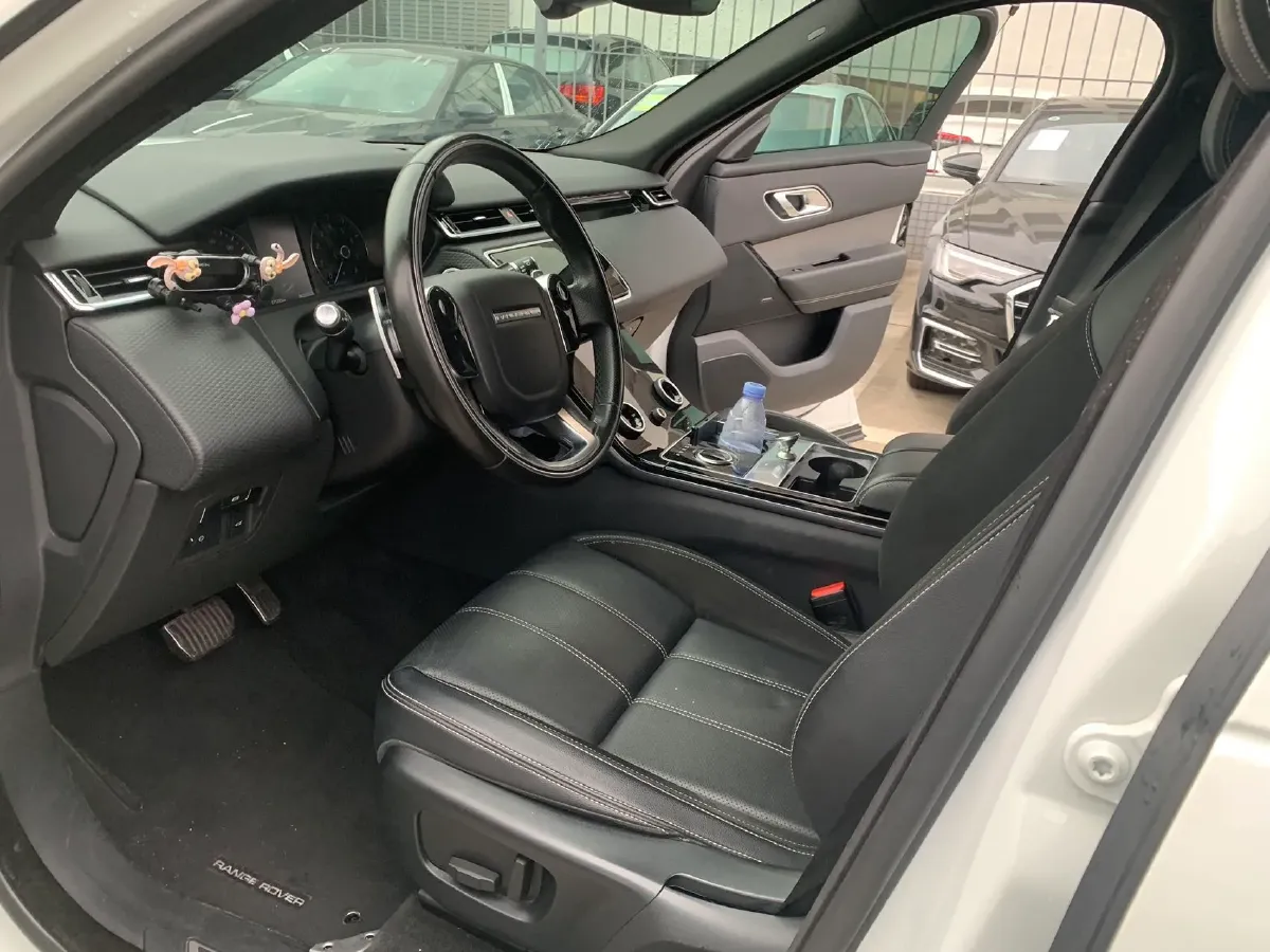 2018 Land Rover Range Rover Velar 3.0T 380HP V6 8AT,autocango,china used car exporter,china ev exporter,chinese used car exporter,chinese used ev exporter