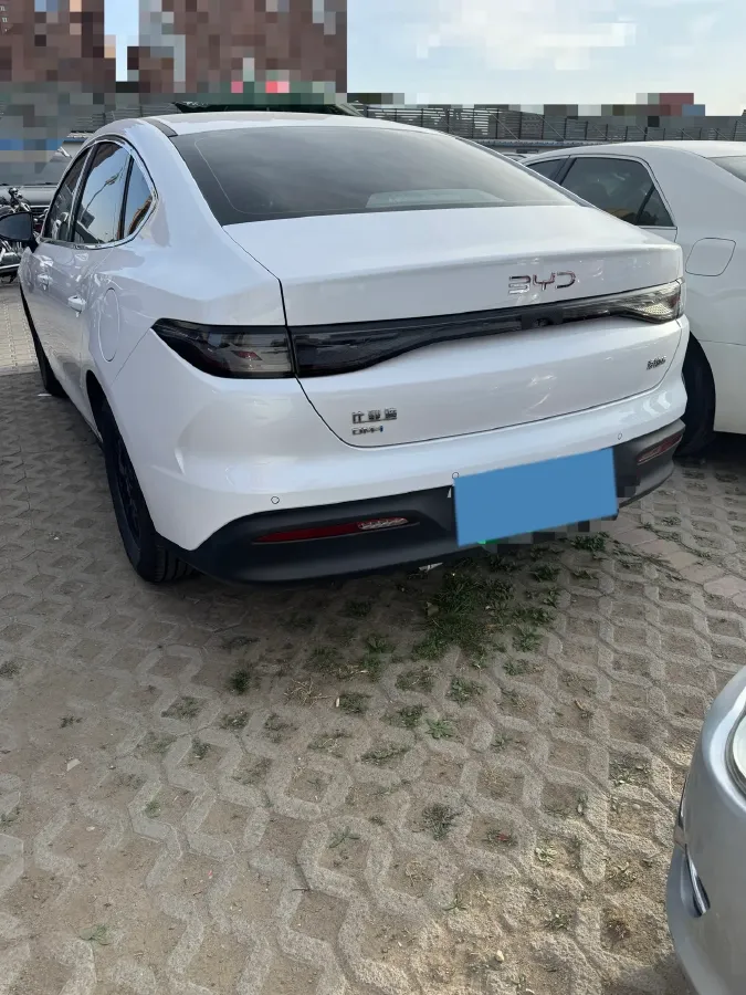 2025 BYD Seal05 DM-i 1.5L 101HP L4 E-CVT PHEV 7.68KWH,autocango,china used car exporter,china ev exporter,chinese used car exporter,chinese used ev exporter