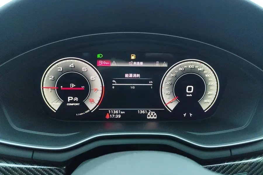 2025 Audi A4L 2.0T 245HP L4 7DCT,autocango,china used car exporter,china ev exporter,chinese used car exporter,chinese used ev exporter