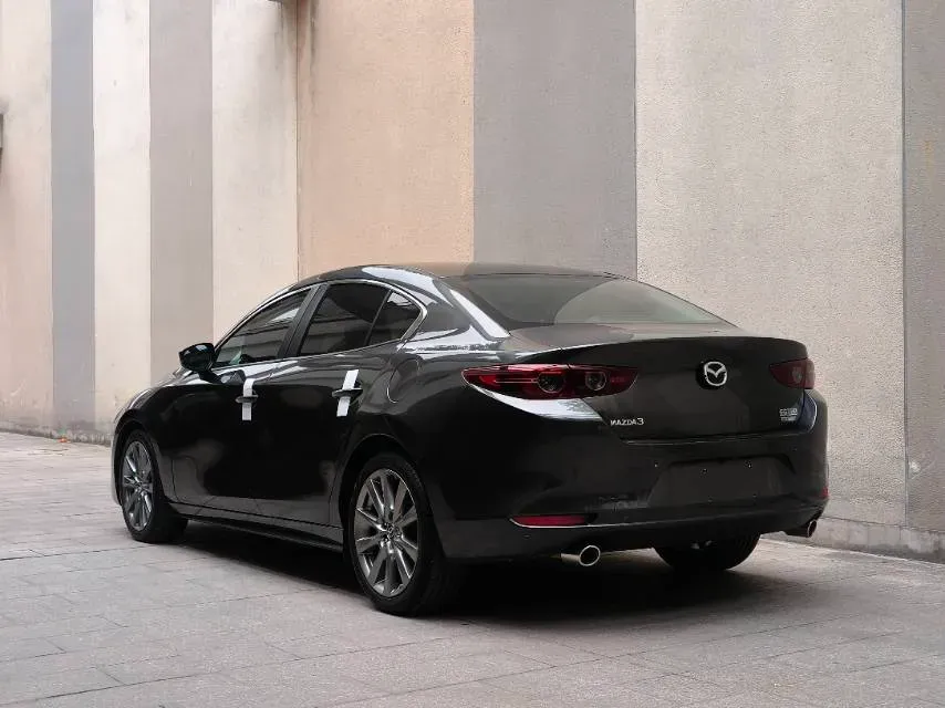 2021 Mazda 3 Axela 2.0L 158HP L4 6AT,autocango,china used car exporter,china ev exporter,chinese used car exporter,chinese used ev exporter